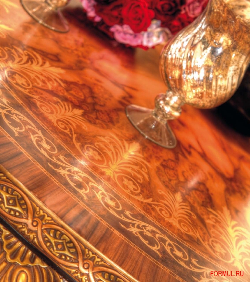   Asnaghi Interiors Haricurve